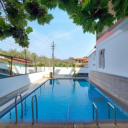 Hotel 7 Seas Vagator Exterior photo